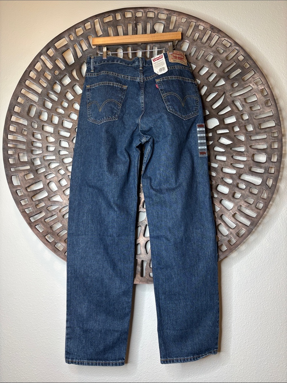 💙 Levi’s 550 Men’s Jeans 36 x 34 NWT Relaxed Fit Straight Leg Denim 💙 - Picture 2 of 9